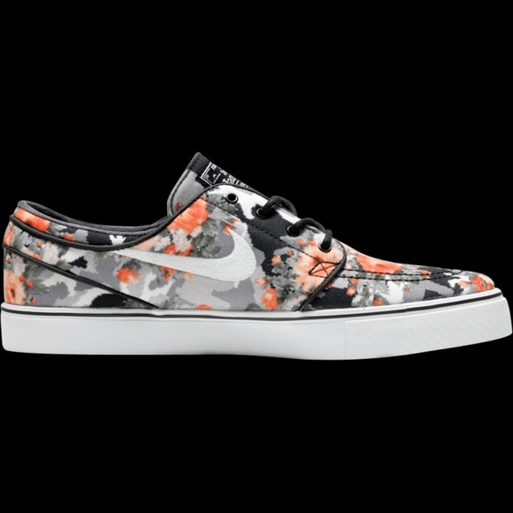 Nike Shoes - Janoskis
